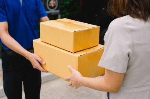 Same day courier delivery in Dundee, FL