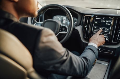 Professional driver navigation service in Dundee FL